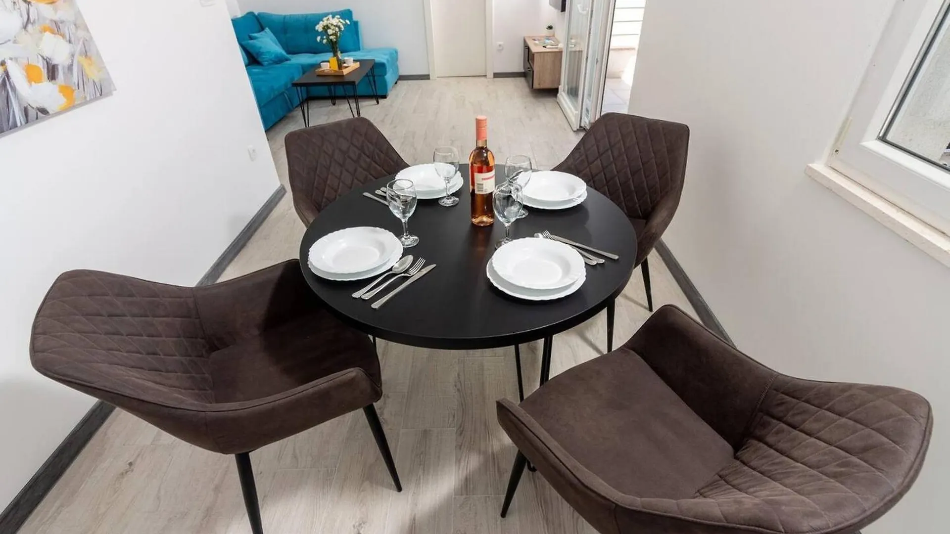 Apartments With Private Balcony Kastel Novi Kastela 0*,